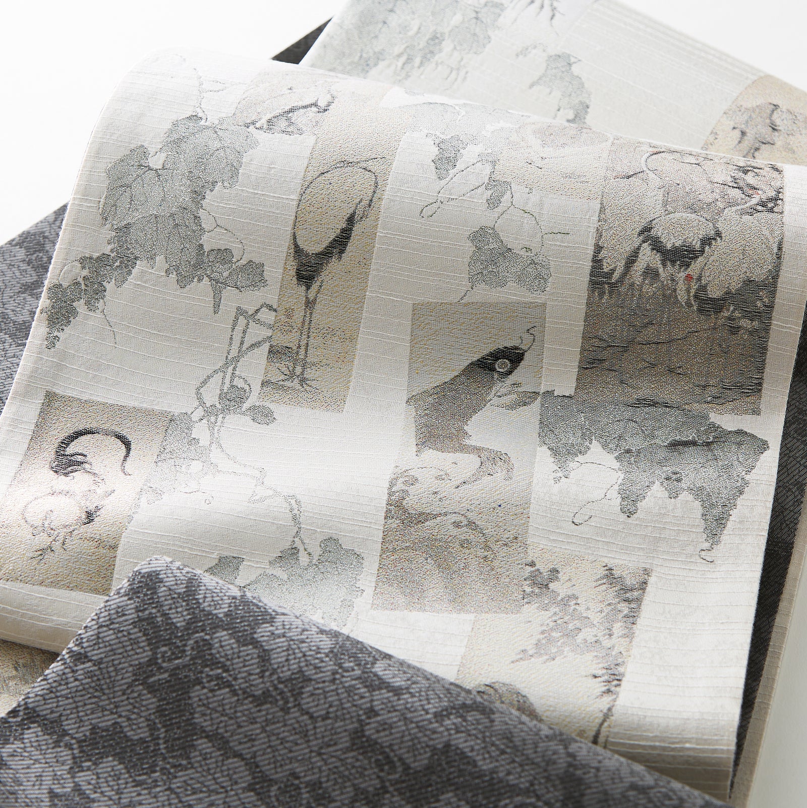 若冲水墨図絵巻 – ROKUMONJIYA ONLINE STORE